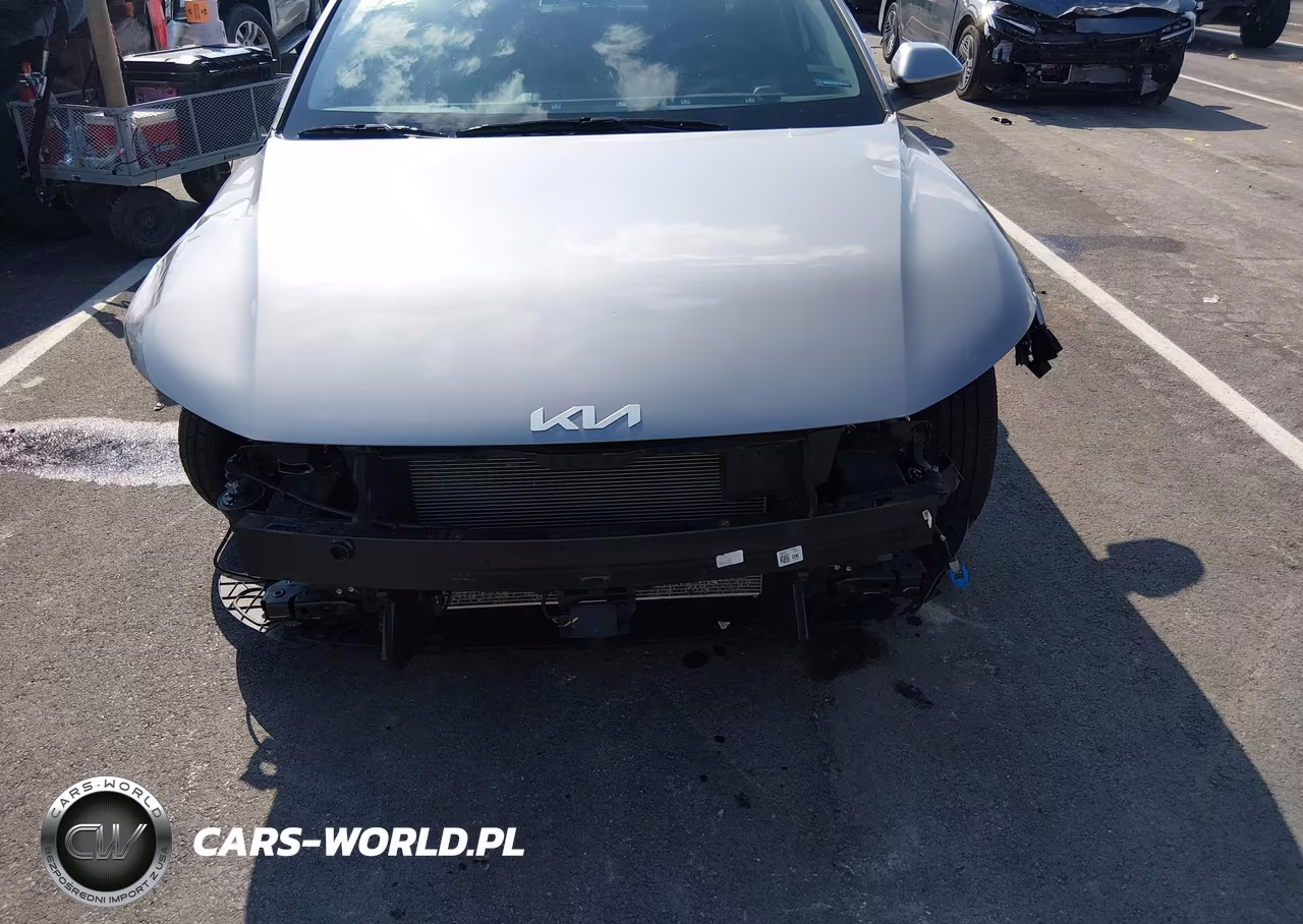 2025 Kia K4 Lxs VIN:3KPFT4DE9SE096946 - 13