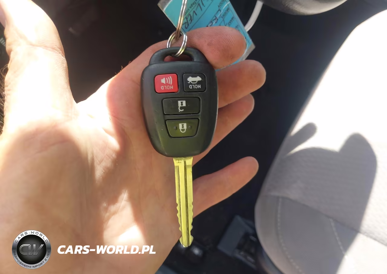 2014 Toyota Corolla Le VIN:2T1BURHE7EC114270 - 11