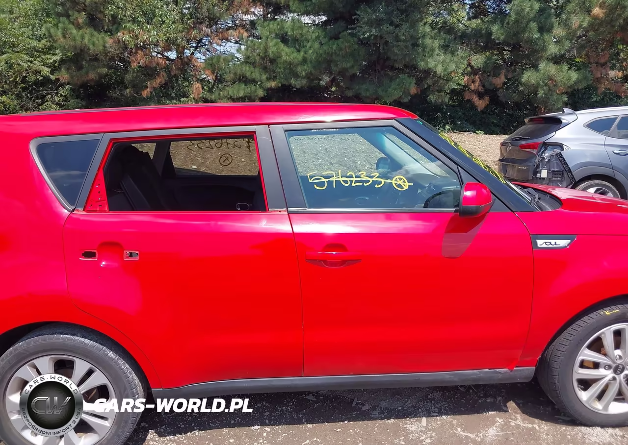2018 Kia Soul + VIN:KNDJP3A51J7576233 - 13