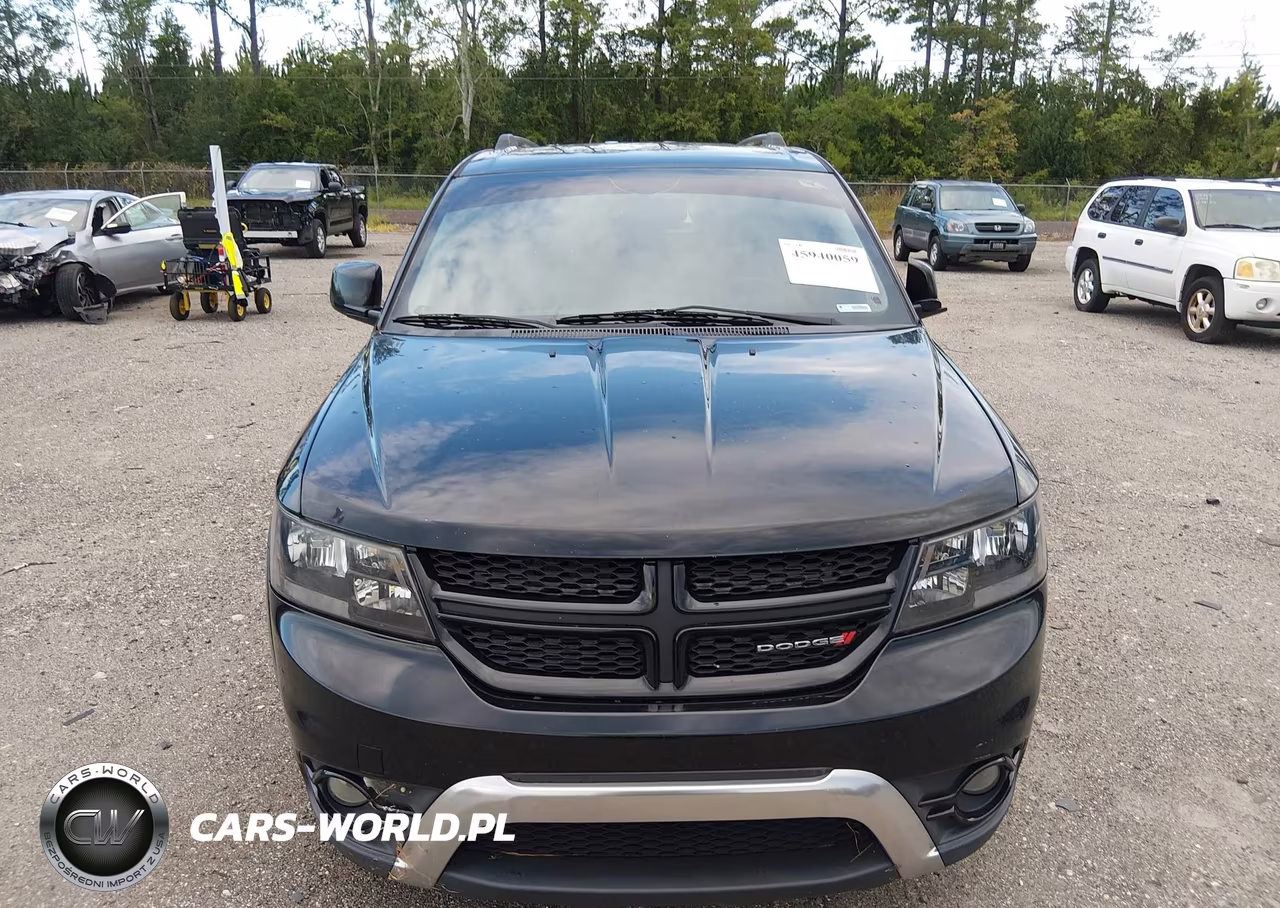 2017 Dodge Journey Crossroad Plus VIN:3C4PDCGB2HT524440 - 12