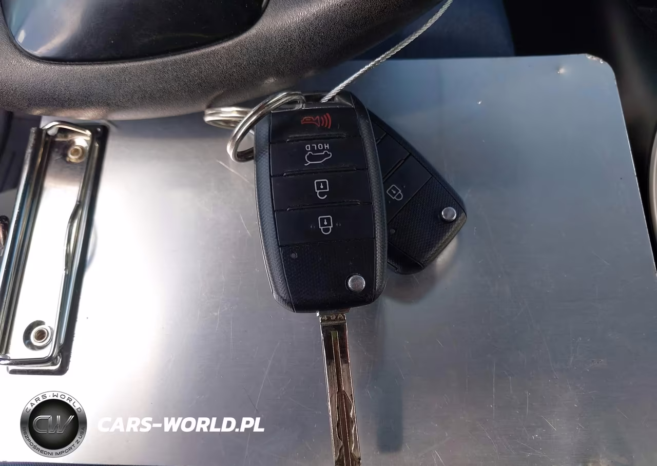 2014 Kia Soul VIN:KNDJN2A26E7737333 - 11