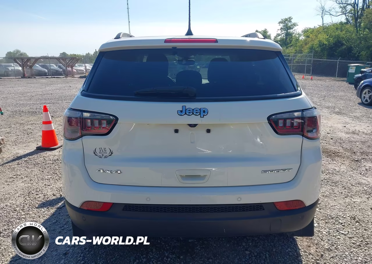 2017 Jeep New Compass Sport 4X4 VIN:3C4NJDABXHT647255 - 17