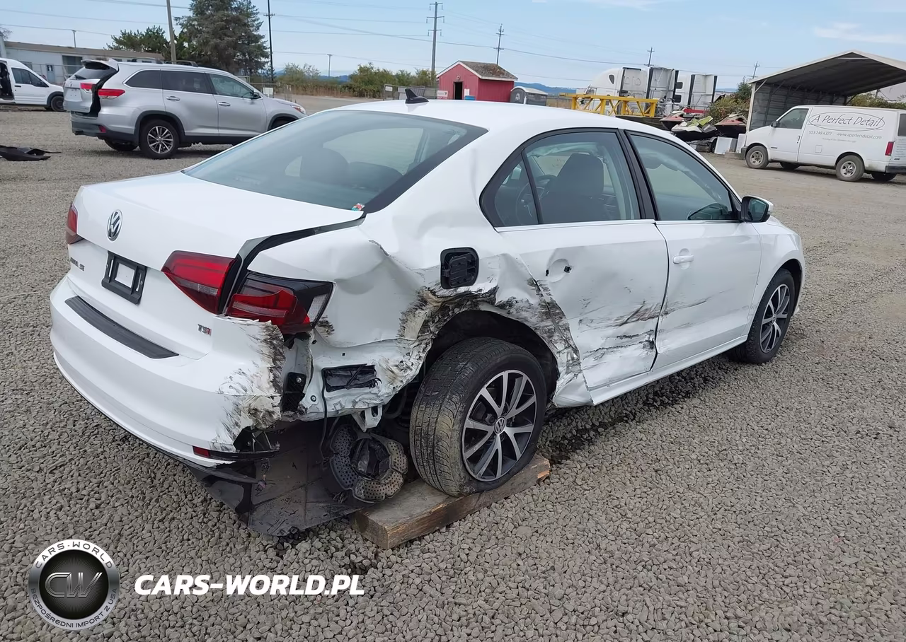 2018 Volkswagen Jetta 1.4T Se-1.4T Wolfsburg Edition VIN:3VWDB7AJXJM263796 - 4