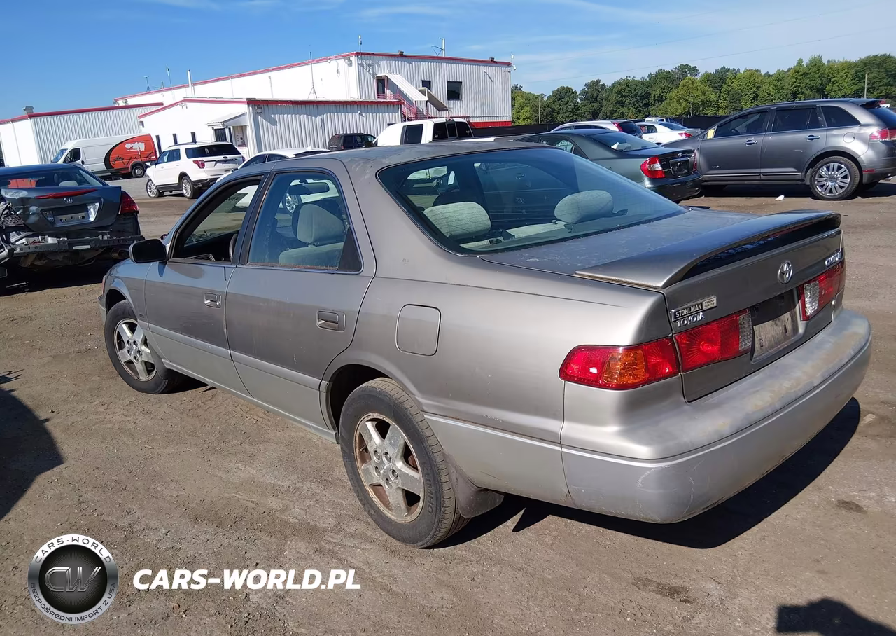 2001 Toyota Camry Le V6 VIN:JT2BF22K310304533 - 3