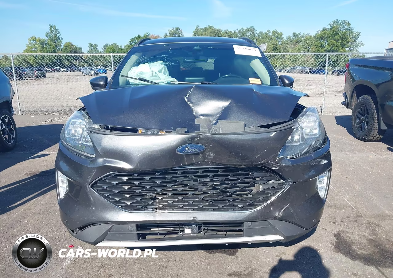 2020 Ford Escape Titanium VIN:1FMCU9J97LUB43040 - 12