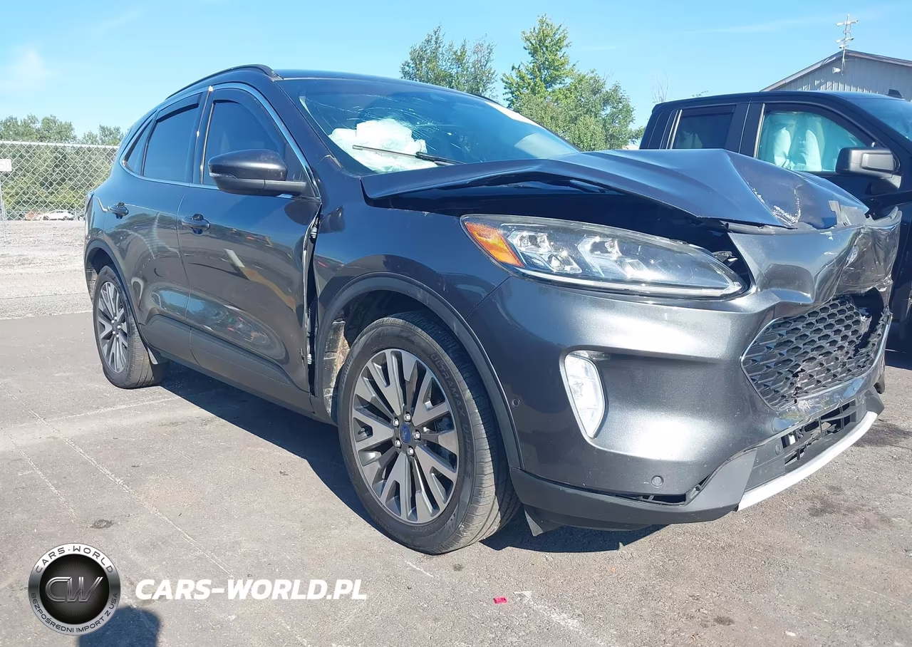 2020 Ford Escape Titanium VIN:1FMCU9J97LUB43040 - 17