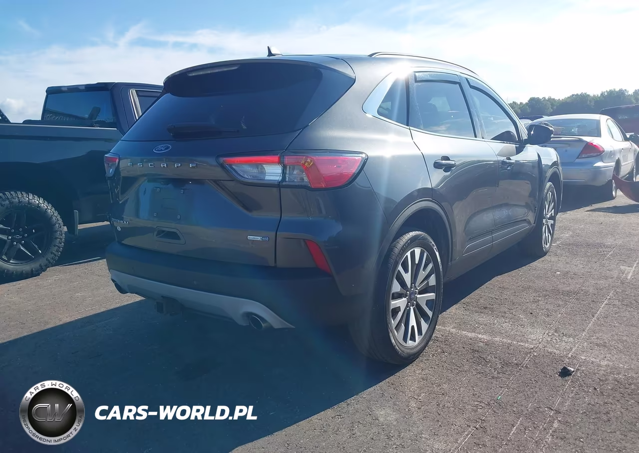 2020 Ford Escape Titanium VIN:1FMCU9J97LUB43040 - 4