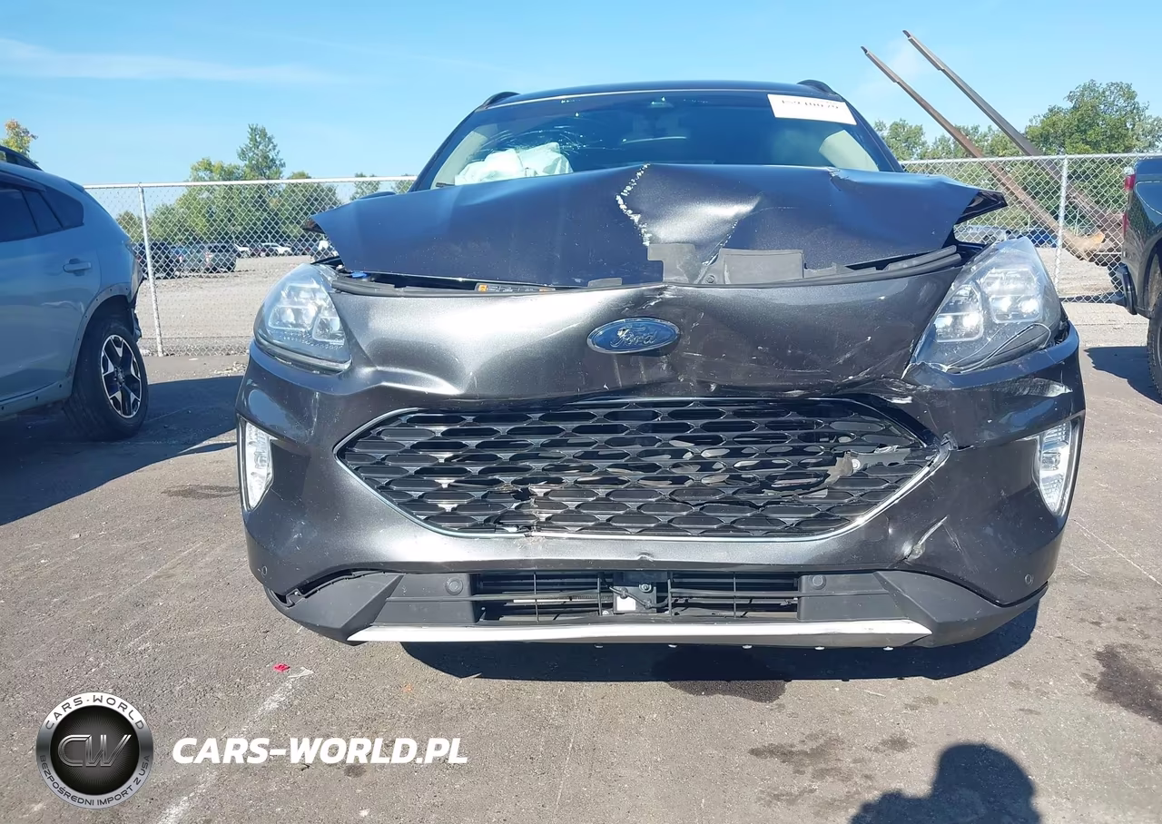 2020 Ford Escape Titanium VIN:1FMCU9J97LUB43040 - 6
