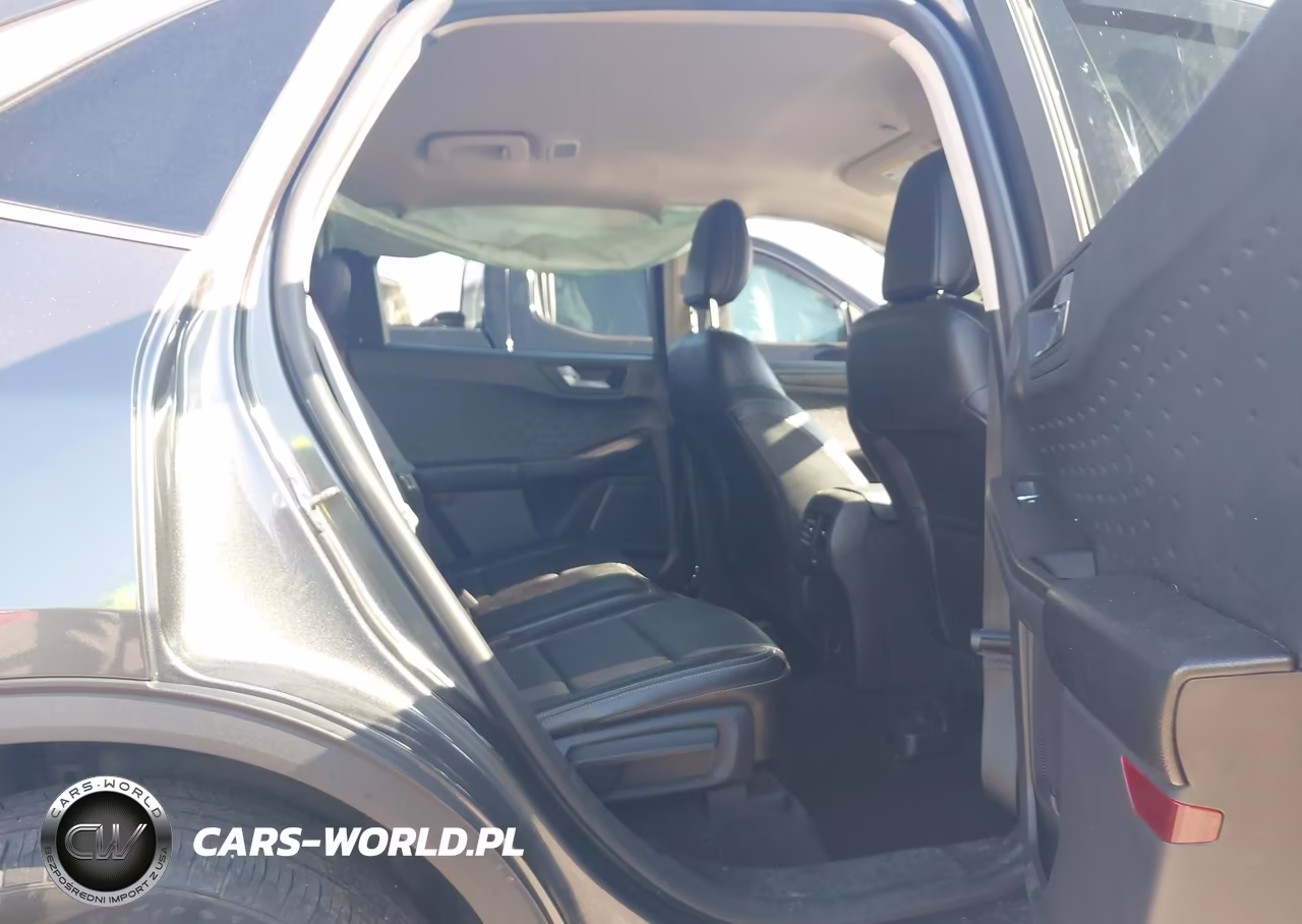 2020 Ford Escape Titanium VIN:1FMCU9J97LUB43040 - 8