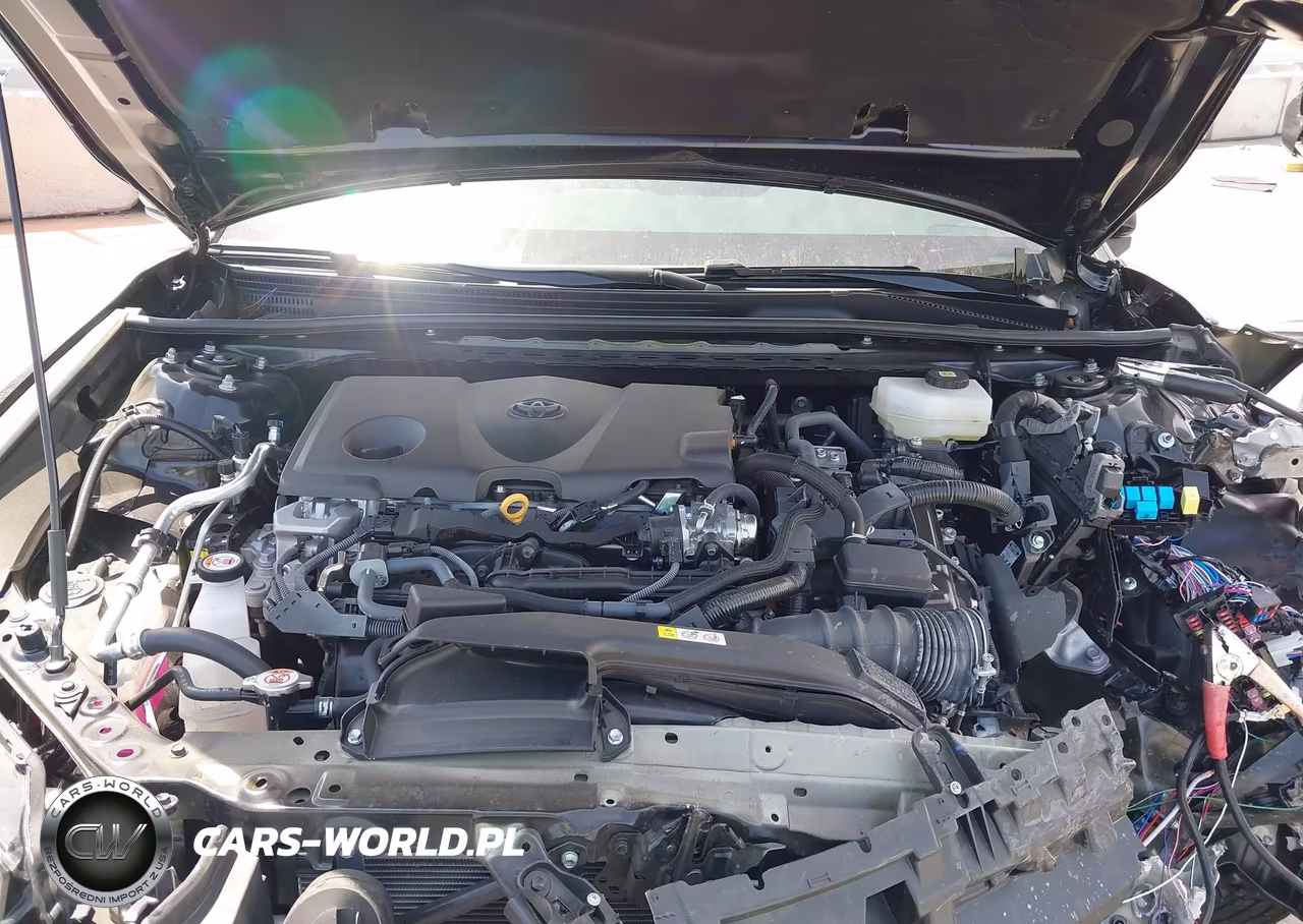 2026 Toyota Camry Le VIN:4T1DAACK1TU237543 - 10