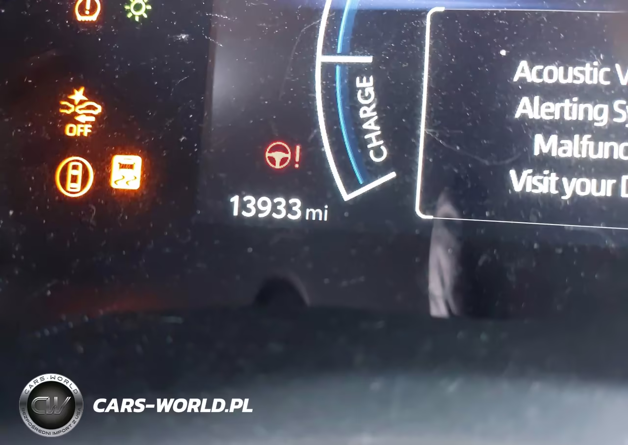 2026 Toyota Camry Le VIN:4T1DAACK1TU237543 - 19