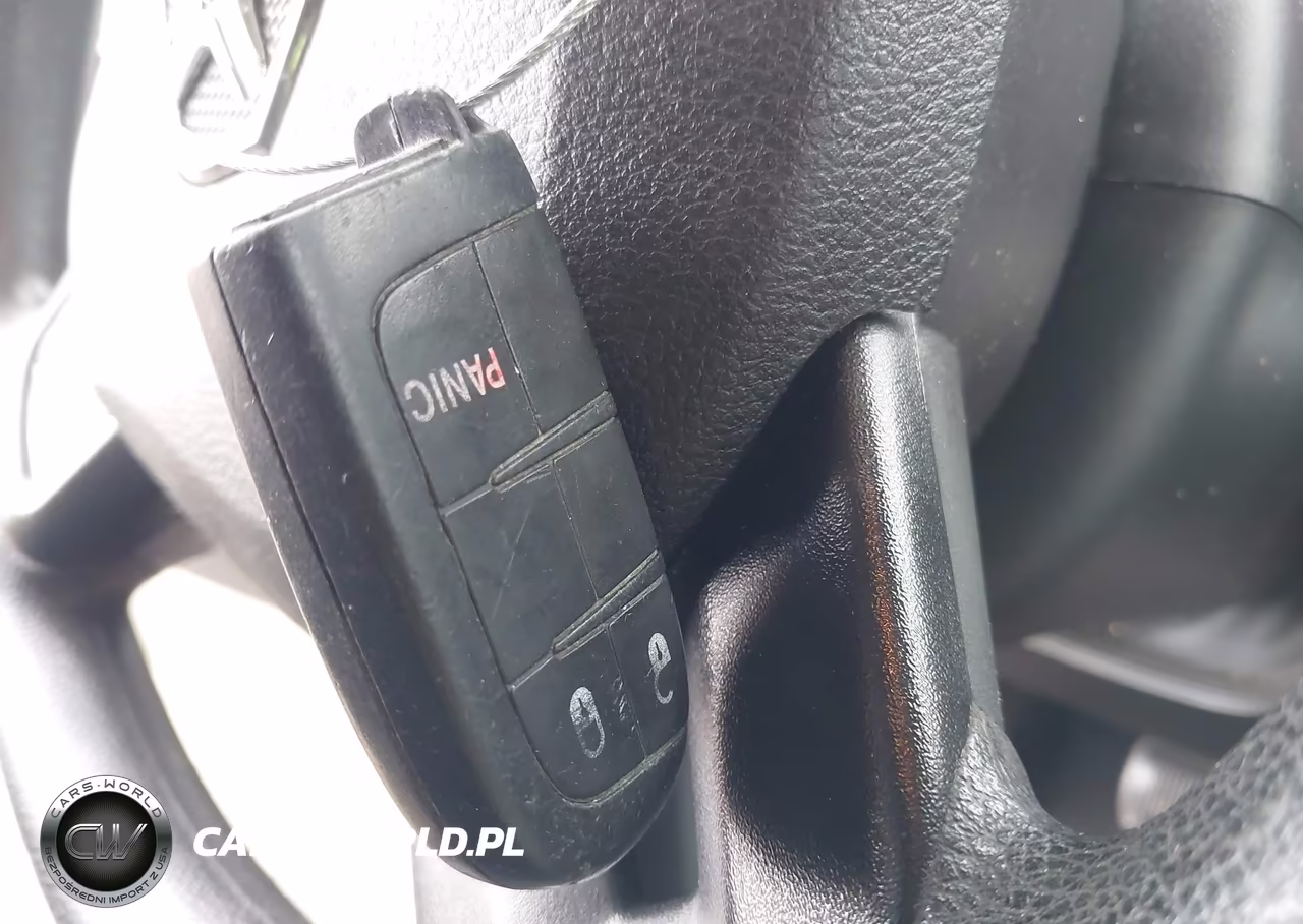 2018 Dodge Journey Se VIN:3C4PDCAB2JT310823 - 11