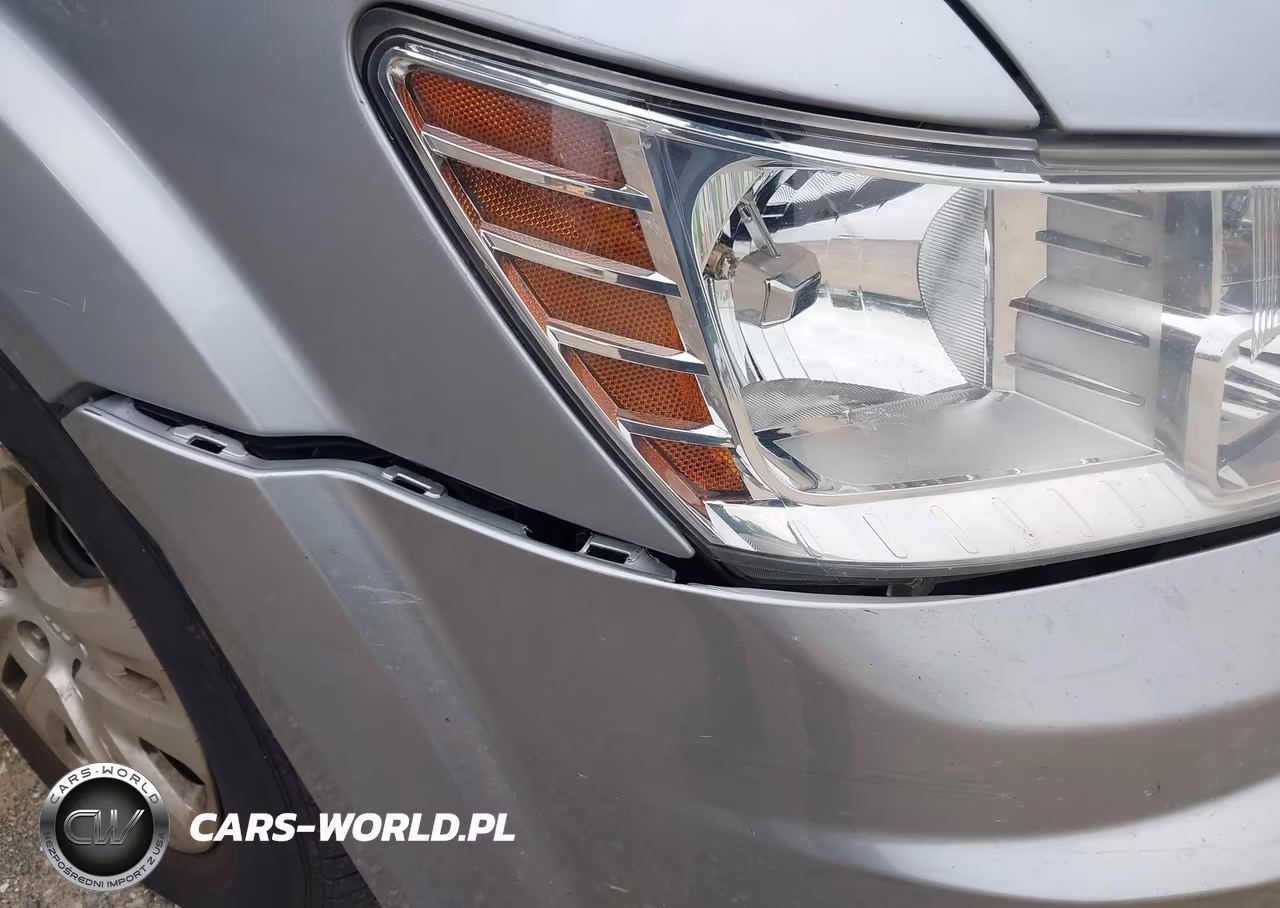 2018 Dodge Journey Se VIN:3C4PDCAB2JT310823 - 6