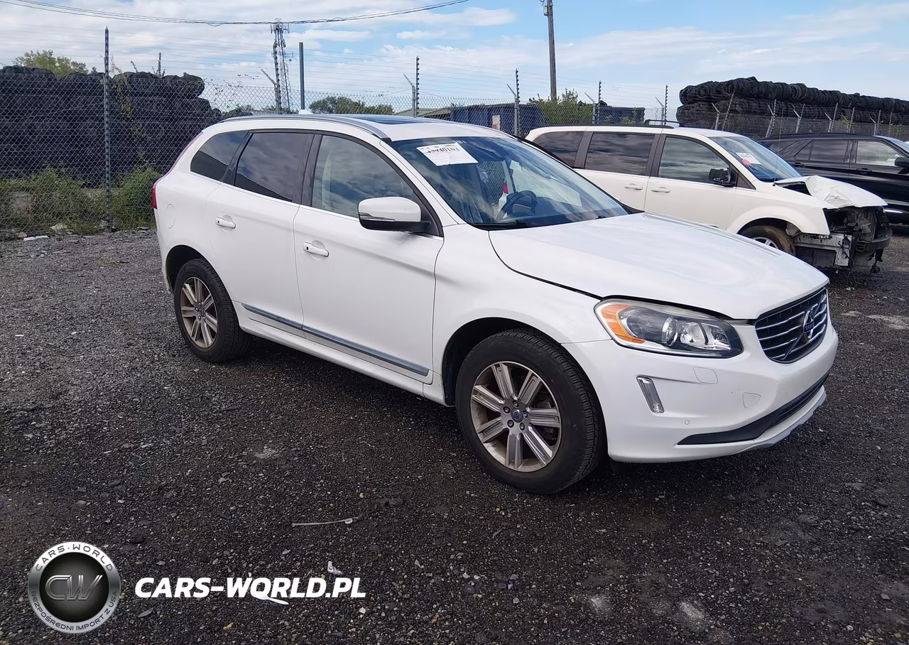 2017 Volvo Xc60 T5 Inscription – zdjęcie 1 z 16