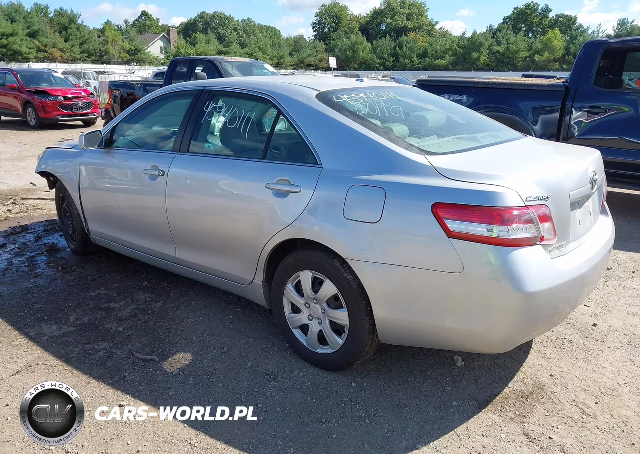 2010 Toyota Camry Le VIN:4T4BF3EK4AR074455 - 3