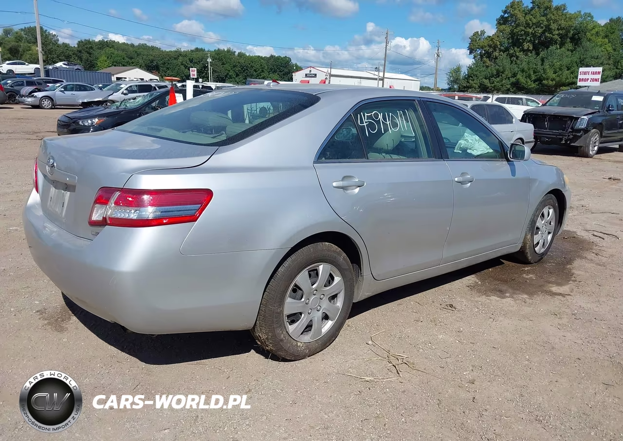 2010 Toyota Camry Le VIN:4T4BF3EK4AR074455 - 4