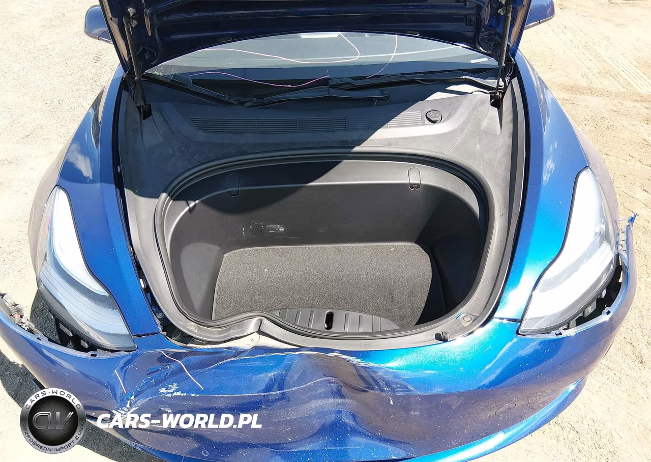 2018 Tesla Model 3 Long Range-Performance VIN:5YJ3E1EB8JF115382 - 10