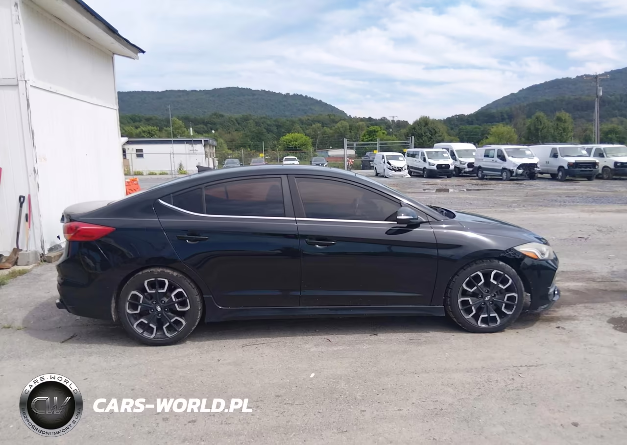 2018 Hyundai Elantra Sport VIN:KMHD04LB1JU535351 - 13