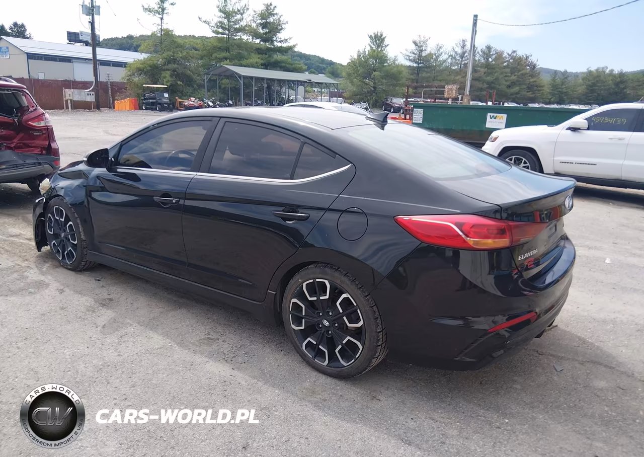 2018 Hyundai Elantra Sport VIN:KMHD04LB1JU535351 - 3