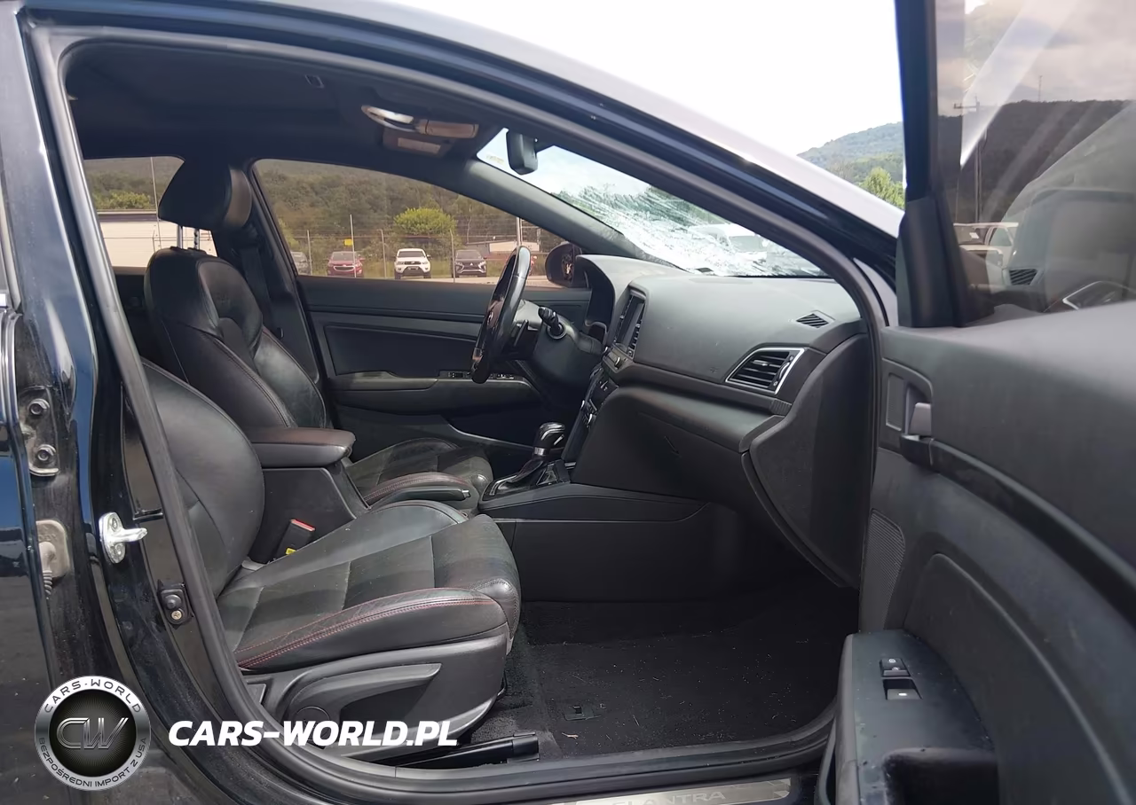 2018 Hyundai Elantra Sport VIN:KMHD04LB1JU535351 - 5