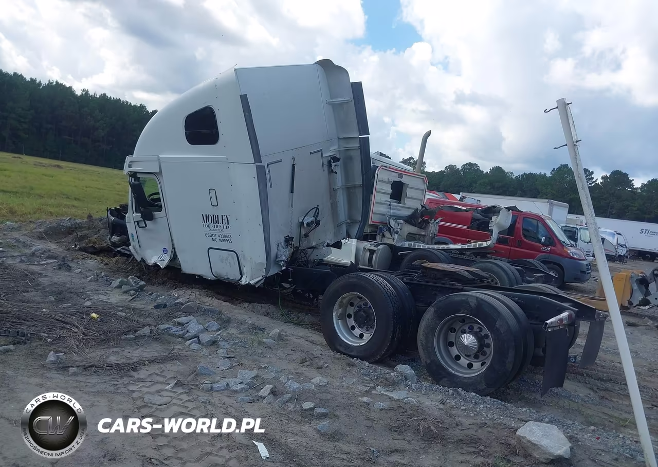 2006 Freightliner Conventional Columbia VIN:1FUJA6CK06LW38685 - 3