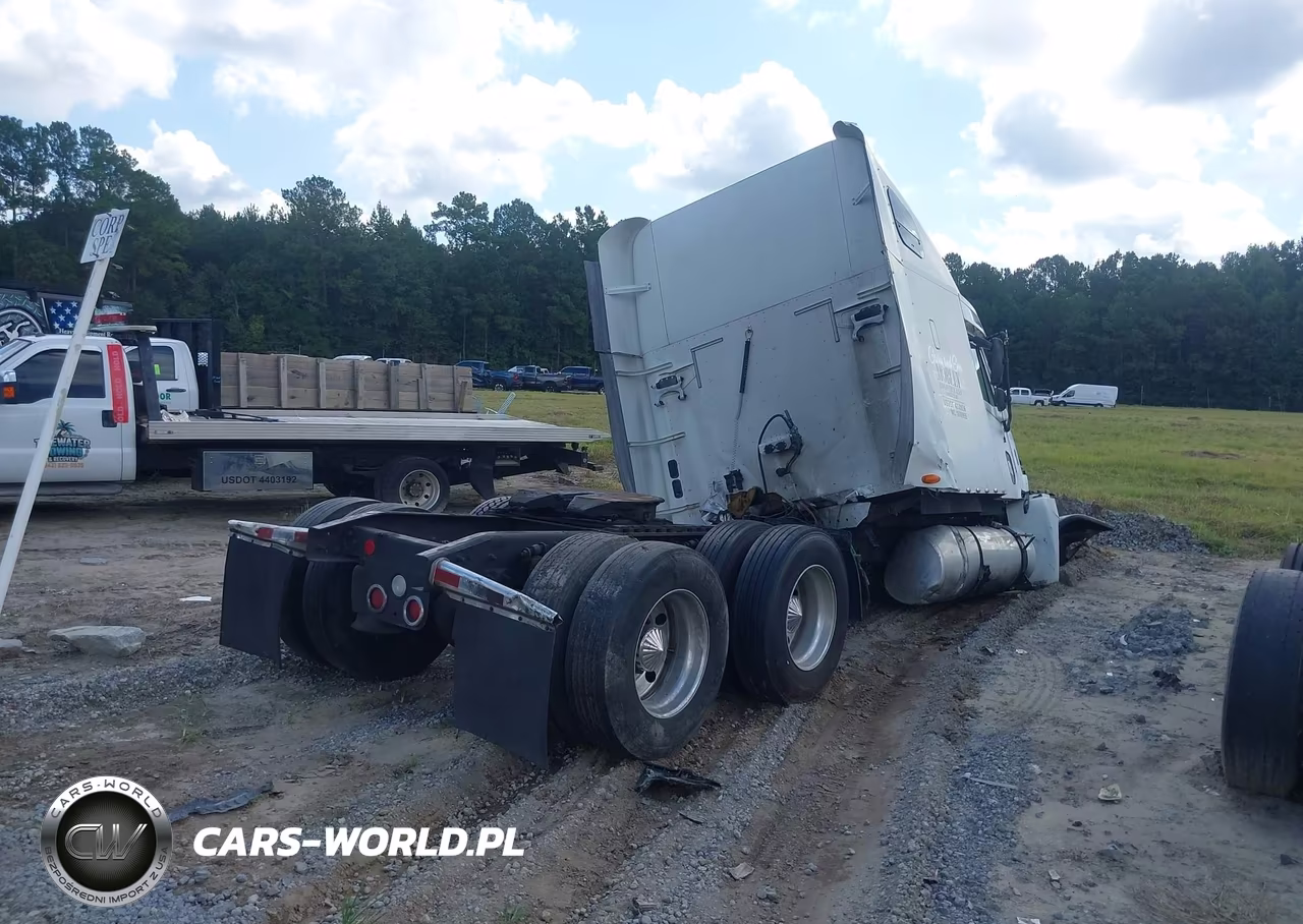 2006 Freightliner Conventional Columbia VIN:1FUJA6CK06LW38685 - 4