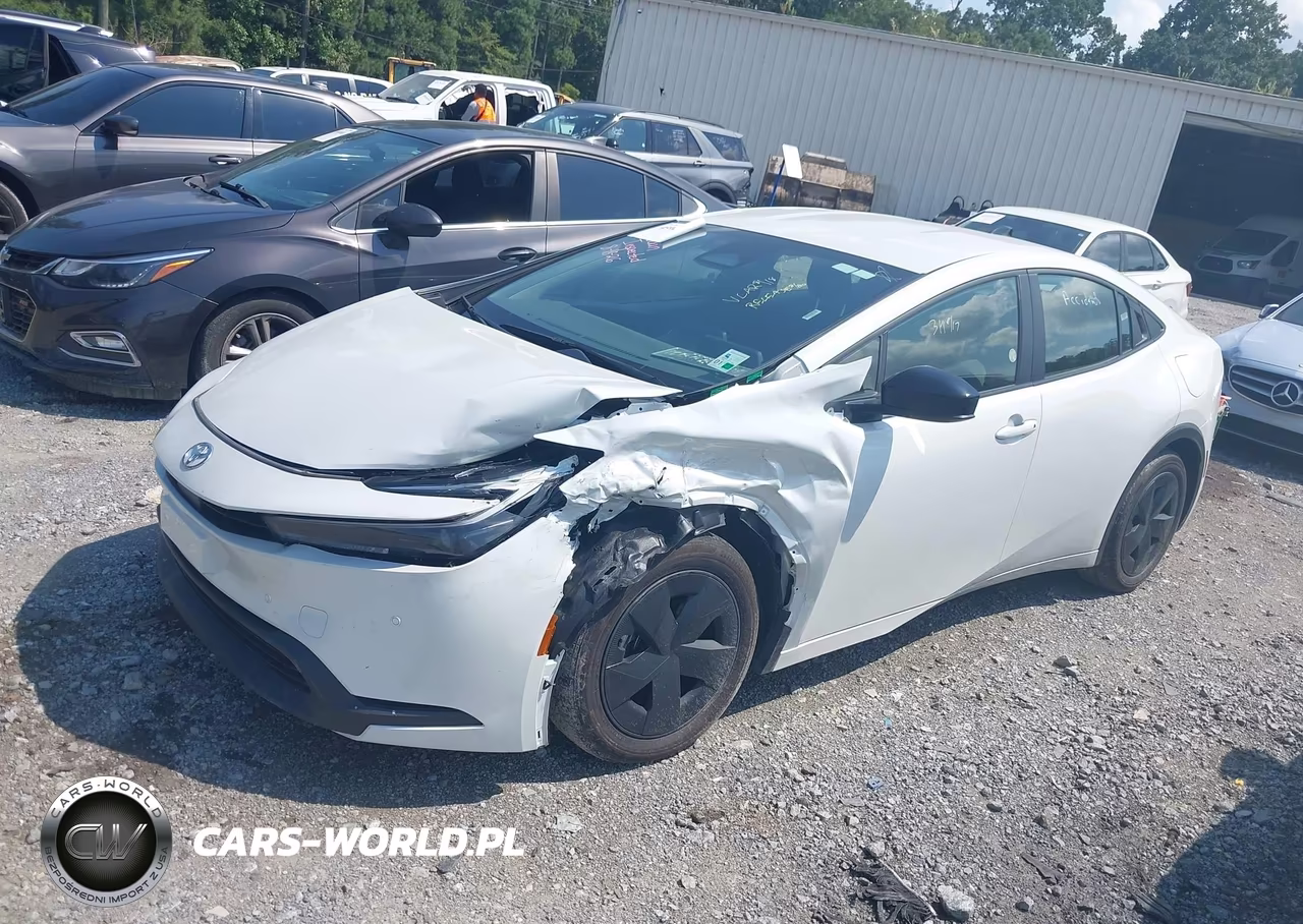 2026 Toyota Prius Le VIN:JTDACAAU7T3075736 - 2