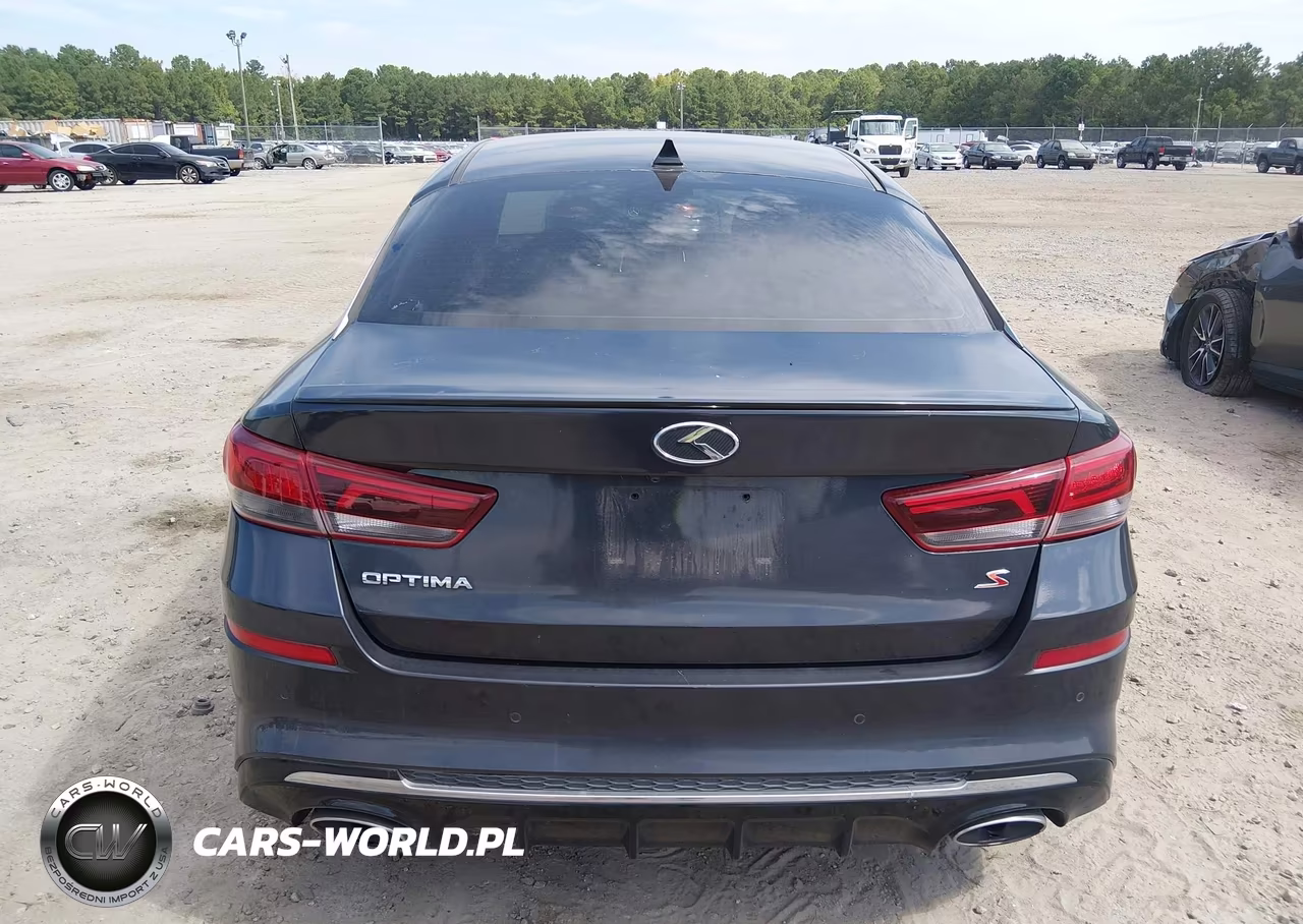 2019 Kia Optima S VIN:5XXGT4L37KG319111 - 16