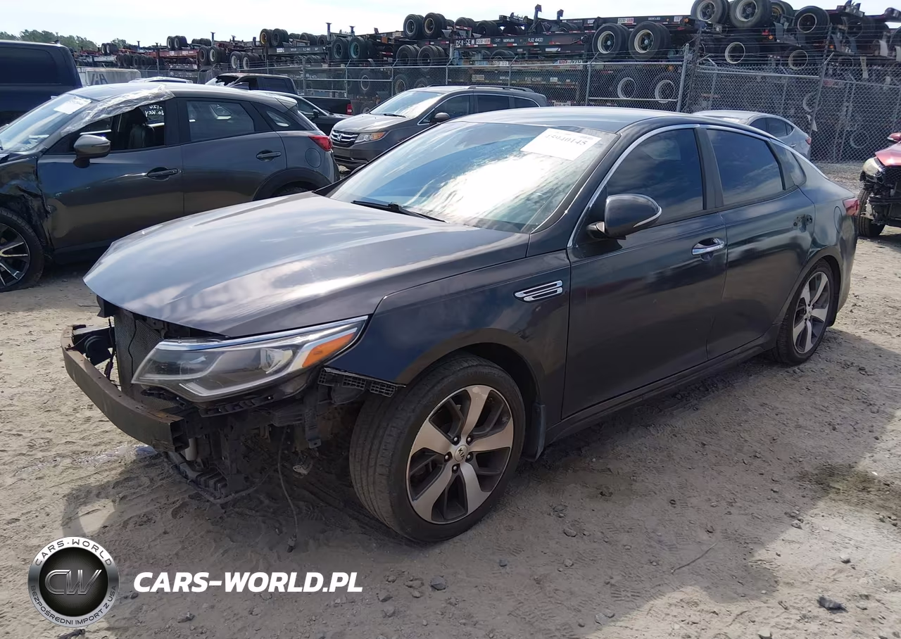 2019 Kia Optima S VIN:5XXGT4L37KG319111 - 2