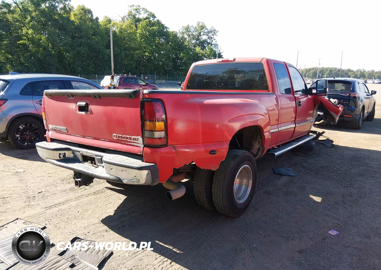 2003 Chevrolet Silverado 3500 Ls VIN:1GCJC39G73E147808 - 4