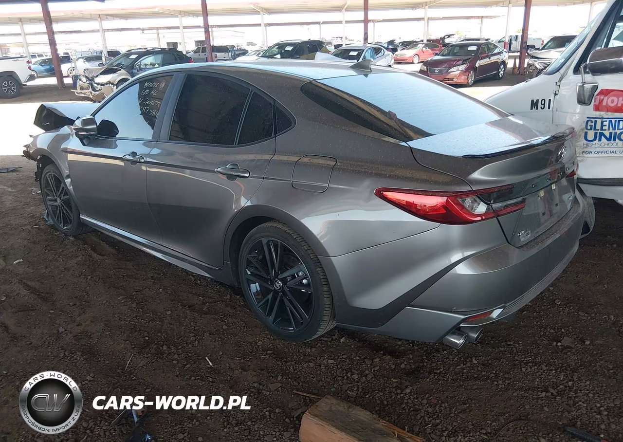2026 Toyota Camry Xse VIN:4T1DAACK2TU704632 - 3