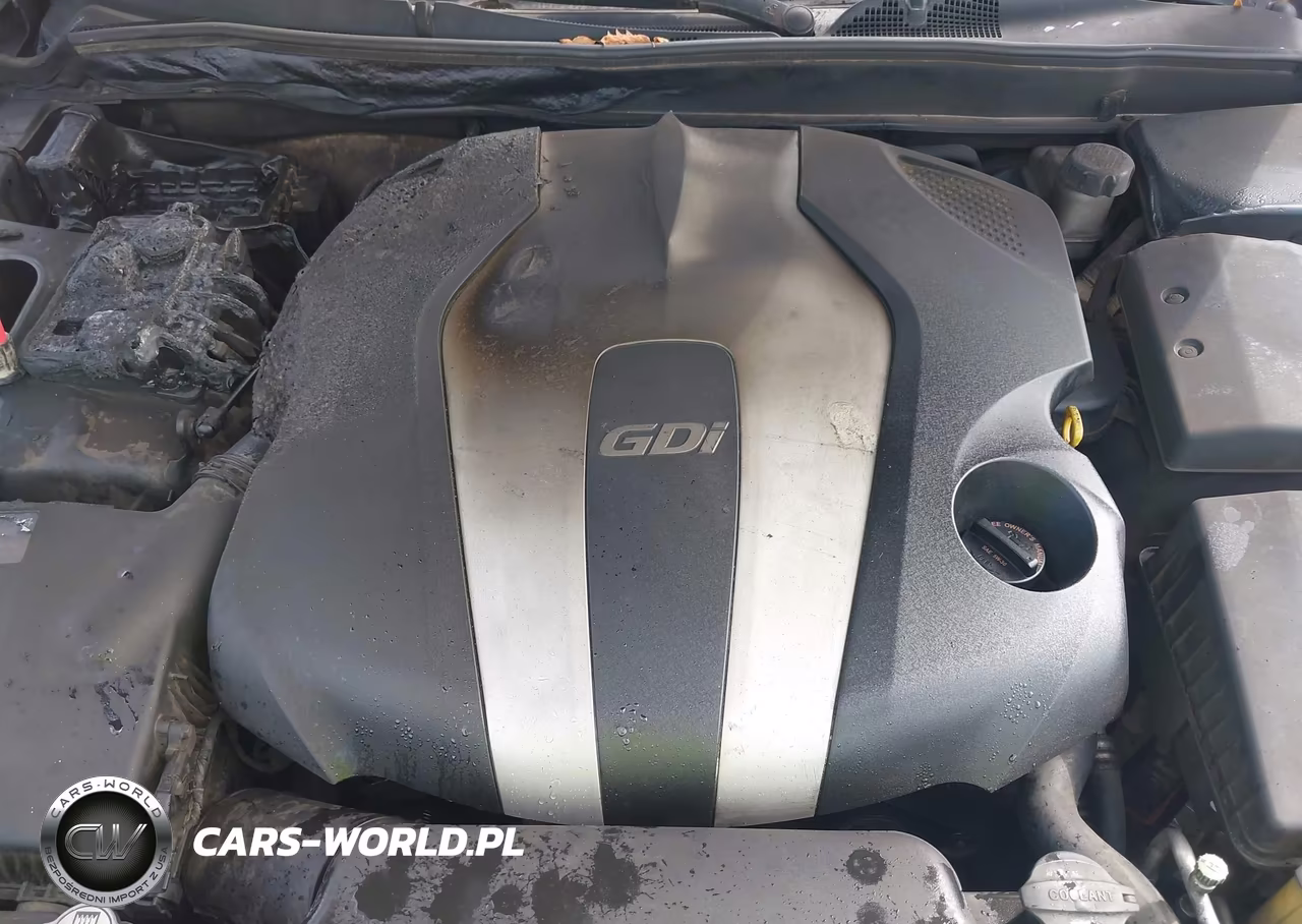 2012 Hyundai Genesis 3.8 VIN:KMHGC4DD8CU200658 - 10