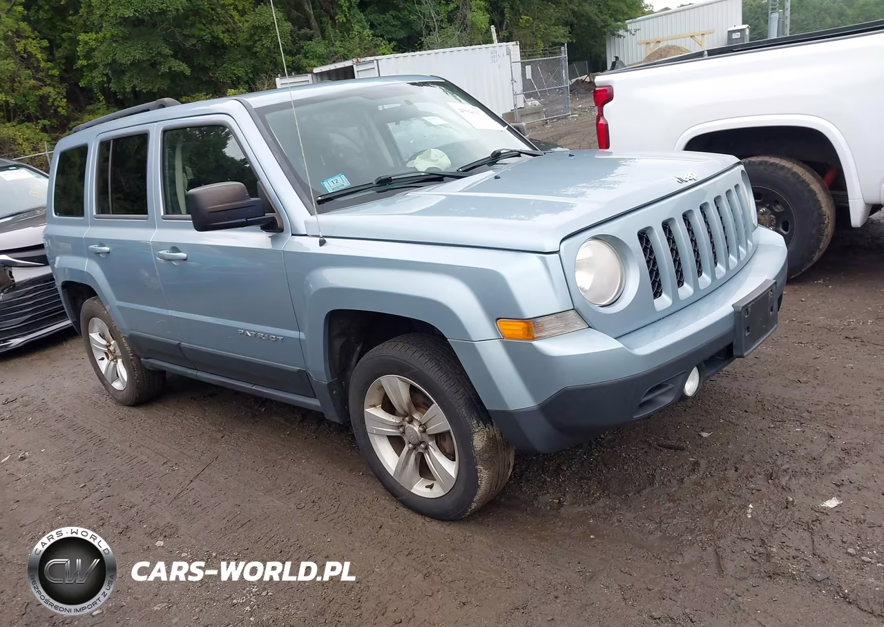 2013 Jeep Patriot Latitude – zdjęcie 1 z 11