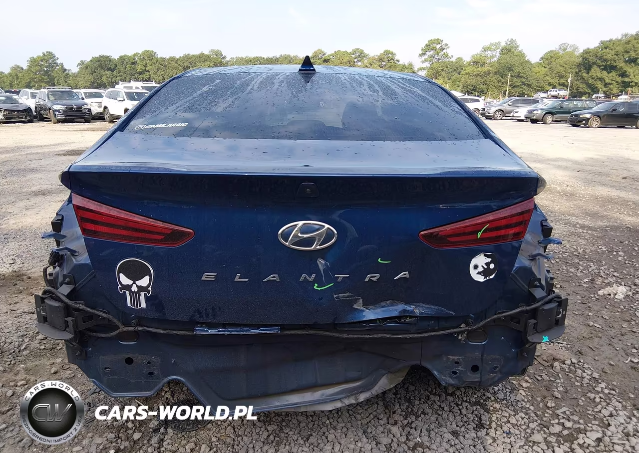 2020 Hyundai Elantra Value Edition VIN:5NPD84LF9LH586058 - 17