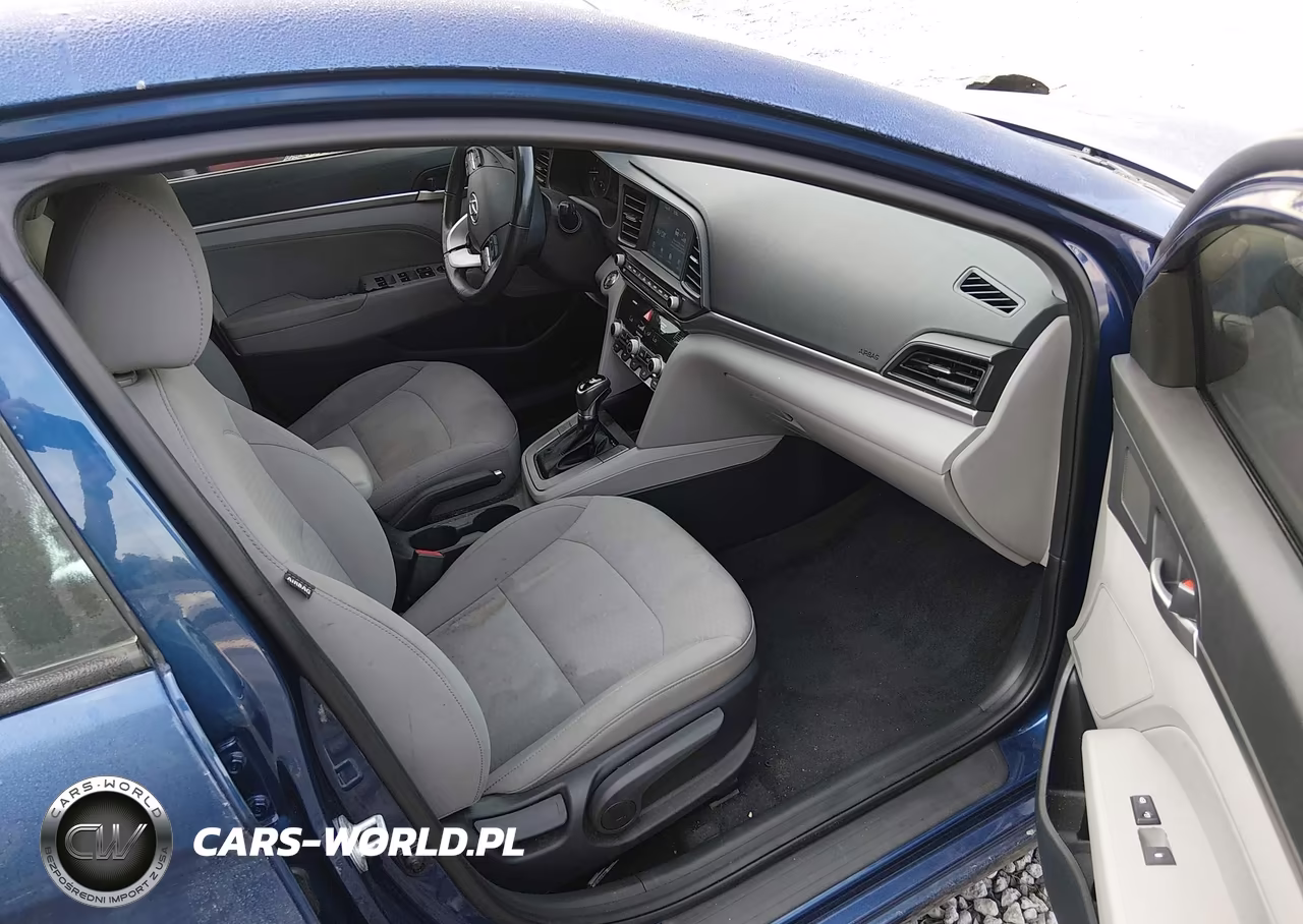 2020 Hyundai Elantra Value Edition VIN:5NPD84LF9LH586058 - 5