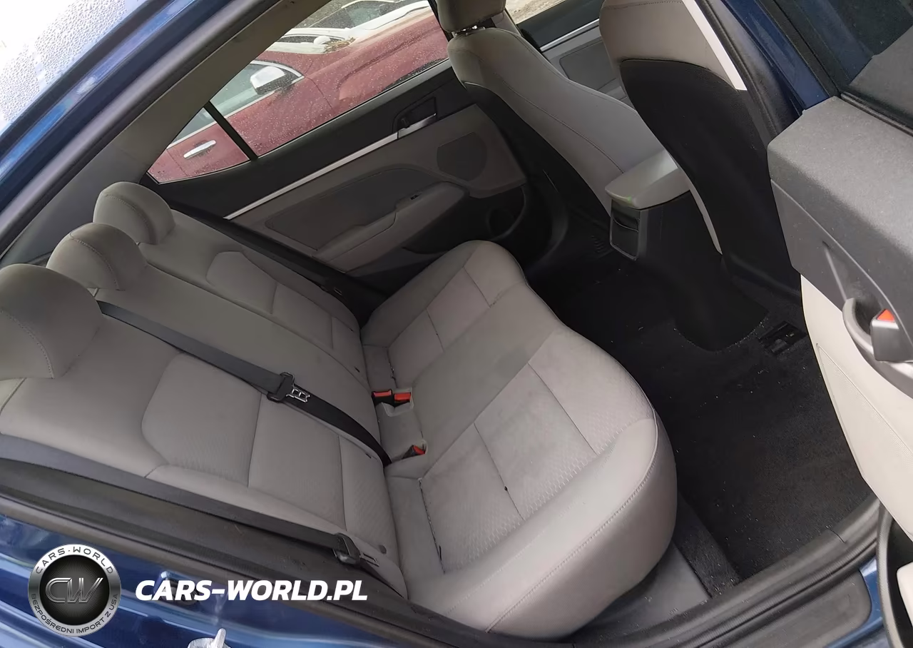 2020 Hyundai Elantra Value Edition VIN:5NPD84LF9LH586058 - 8