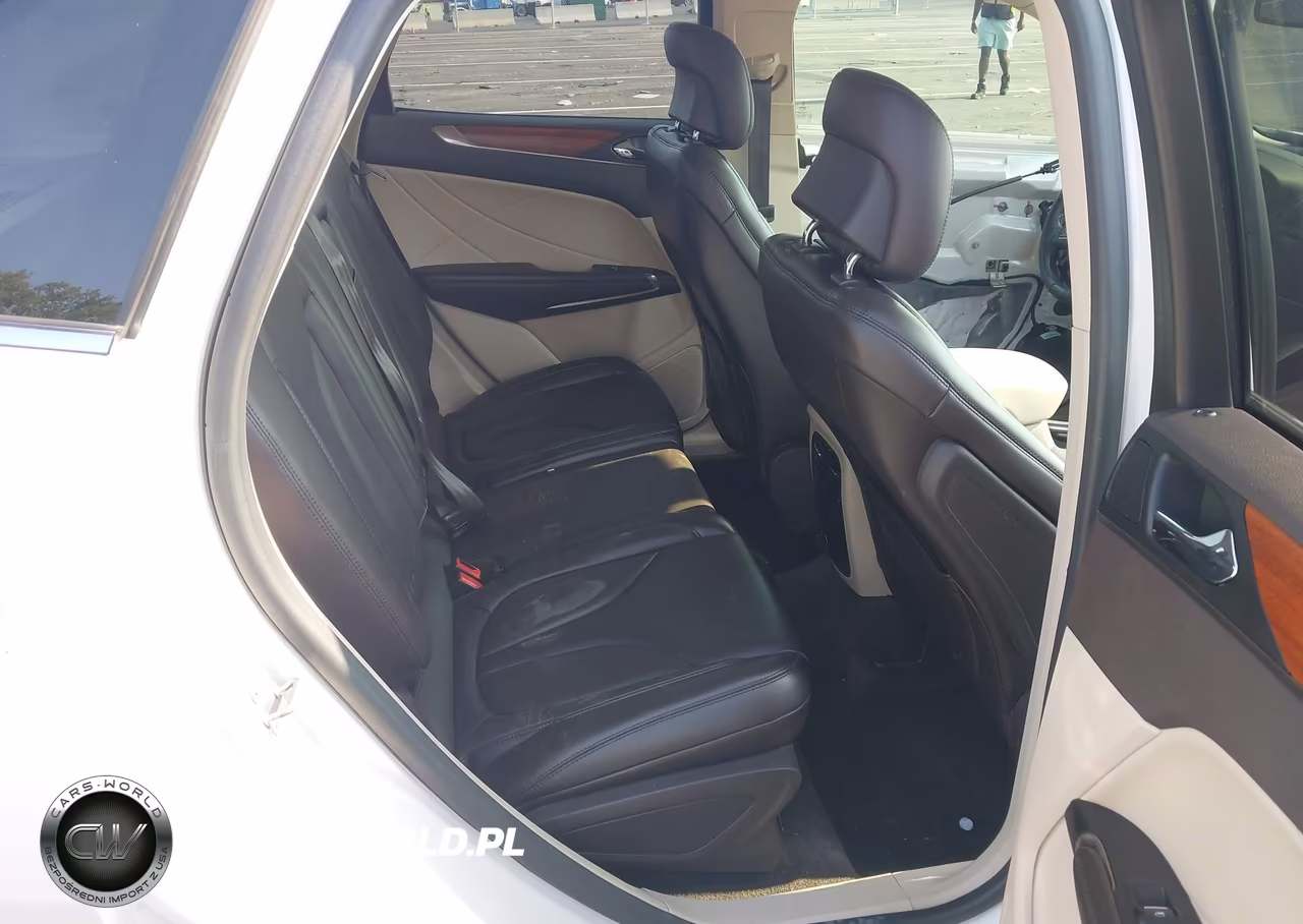 2017 Lincoln Mkc Select VIN:5LMCJ2C96HUL45725 - 8