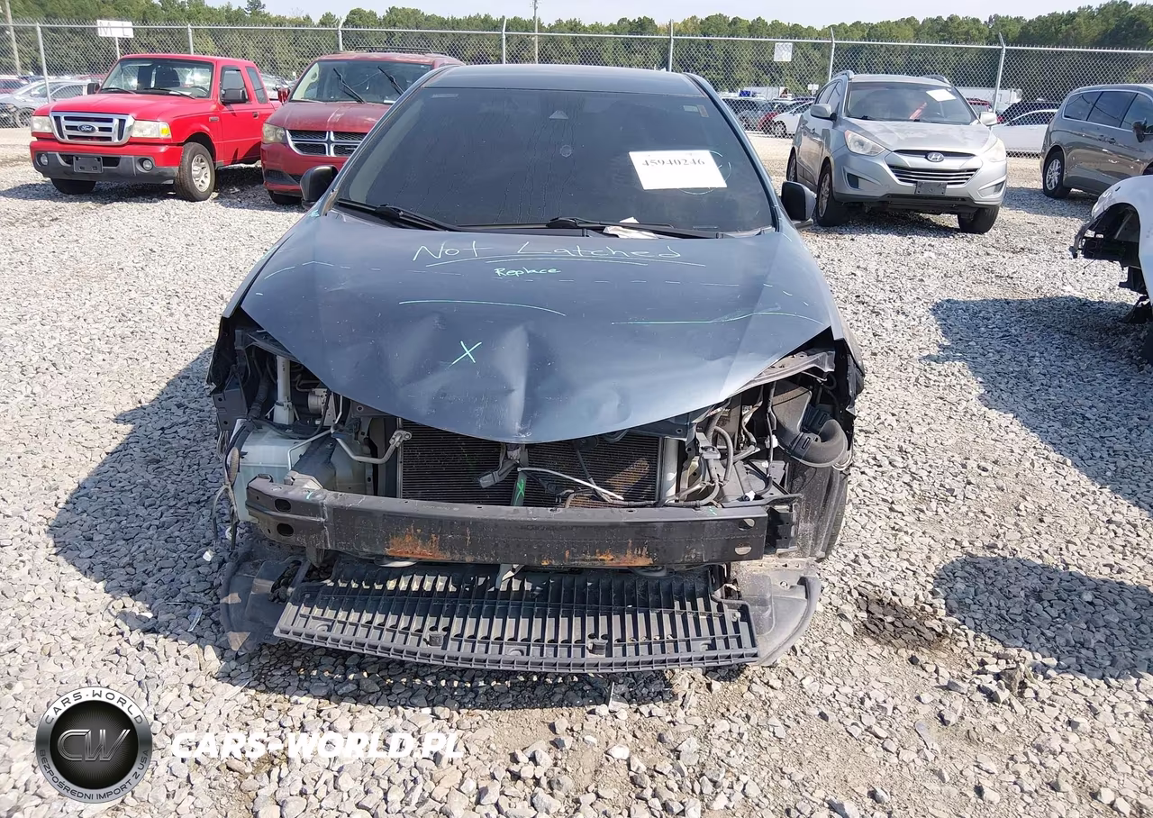 2019 Toyota Corolla Le VIN:5YFBURHE9KP873594 - 13