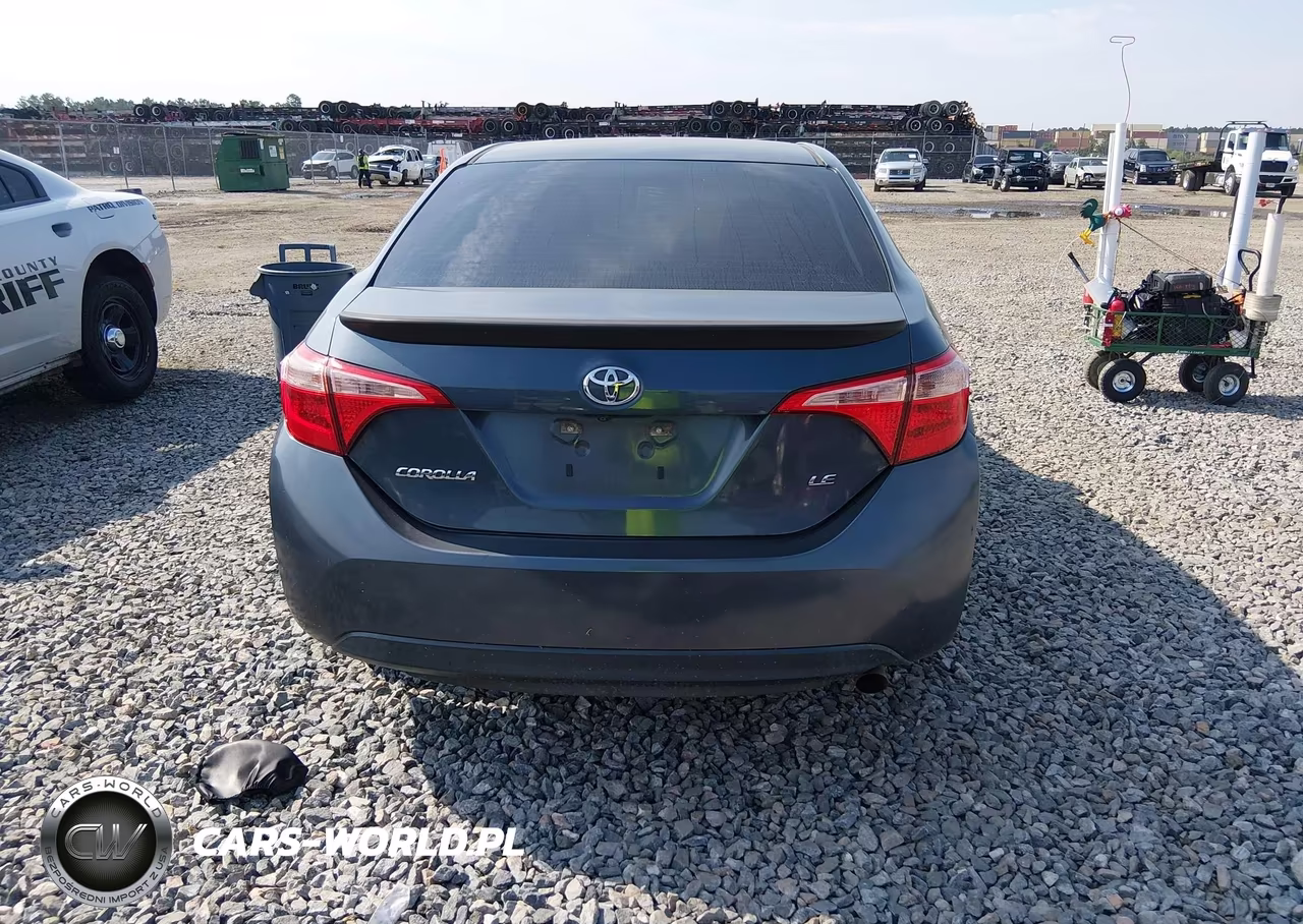 2019 Toyota Corolla Le VIN:5YFBURHE9KP873594 - 17