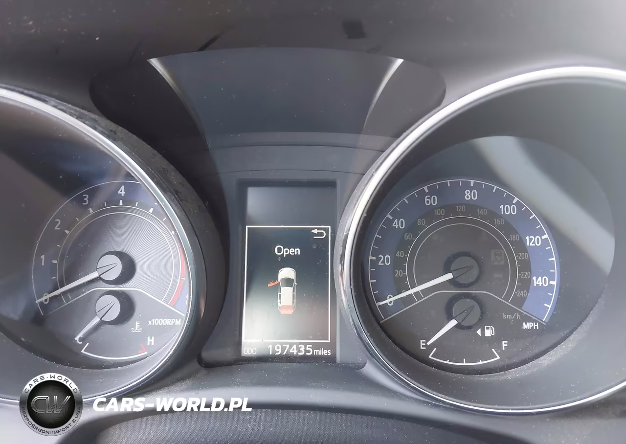 2017 Toyota Corolla Im VIN:JTNKARJE2HJ541783 - 7