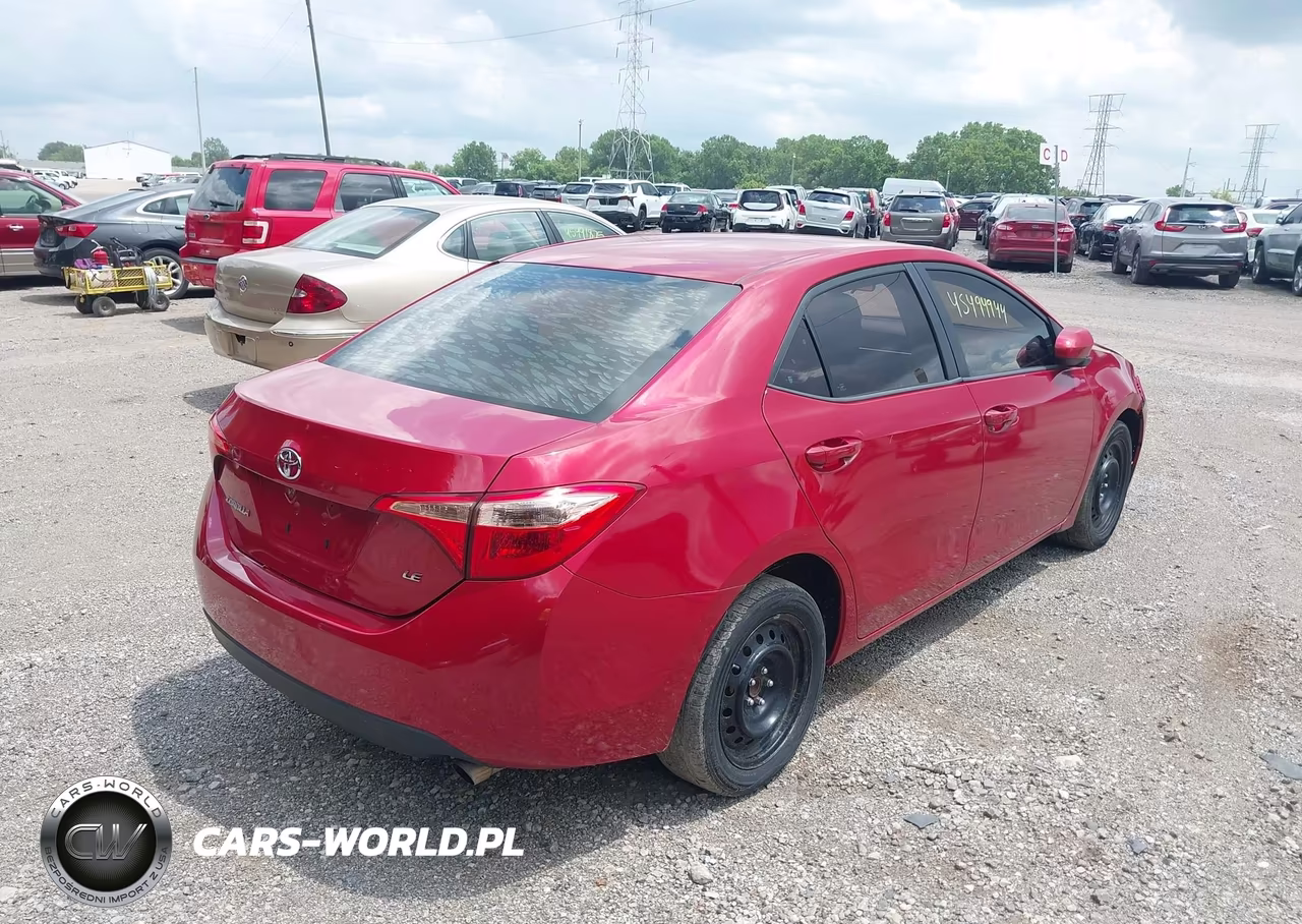 2019 Toyota Corolla Le VIN:2T1BURHE5KC175967 - 4