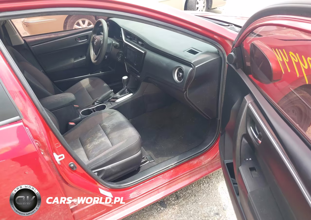 2019 Toyota Corolla Le VIN:2T1BURHE5KC175967 - 5