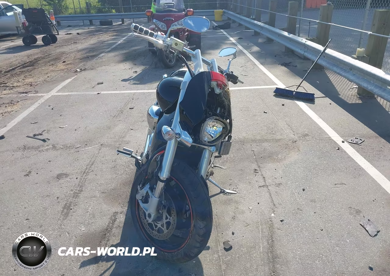 2011 Suzuki Vzr1800 Z VIN:JS1VY53A6B2101089 - 5