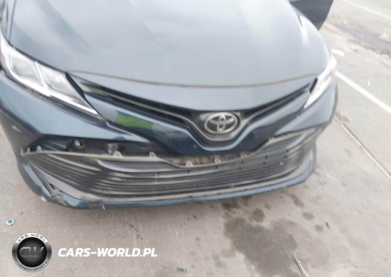 2018 Toyota Camry Le VIN:4T1B11HK2JU507392 - 6