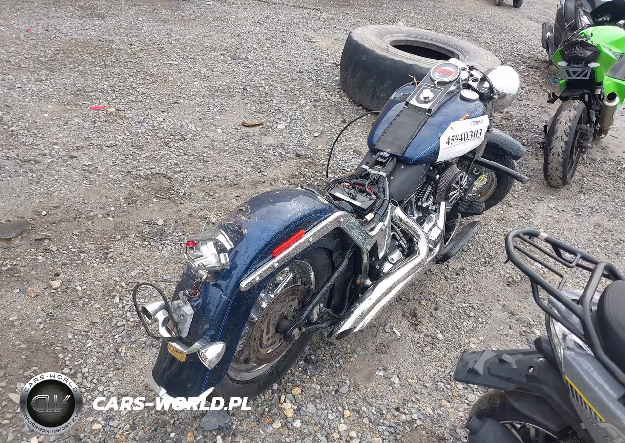 2012 Harley-Davidson Flstn Softail Deluxe VIN:1HD1JDV17CB011269 - 4