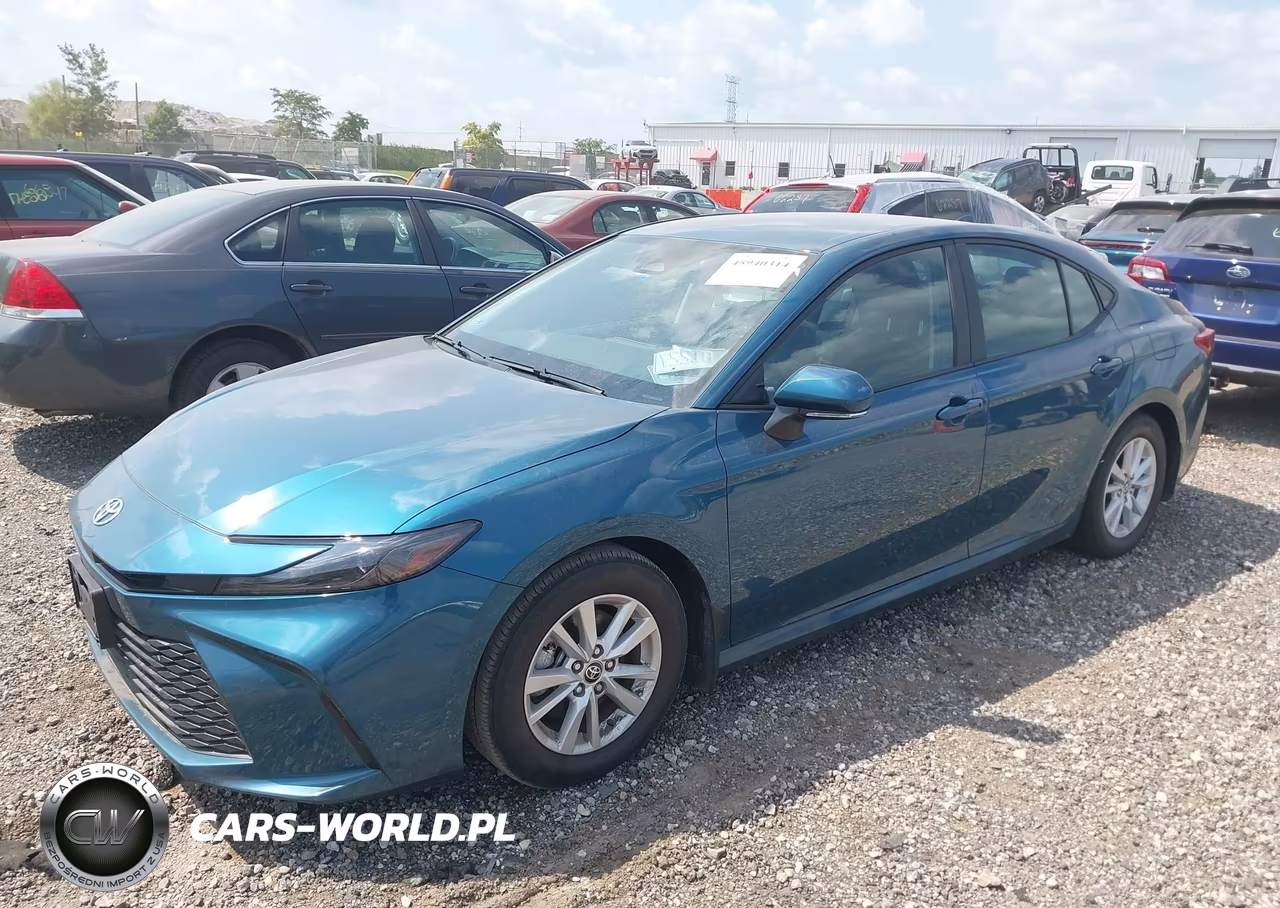 2025 Toyota Camry Le VIN:4T1DAACK4SU572195 - 2