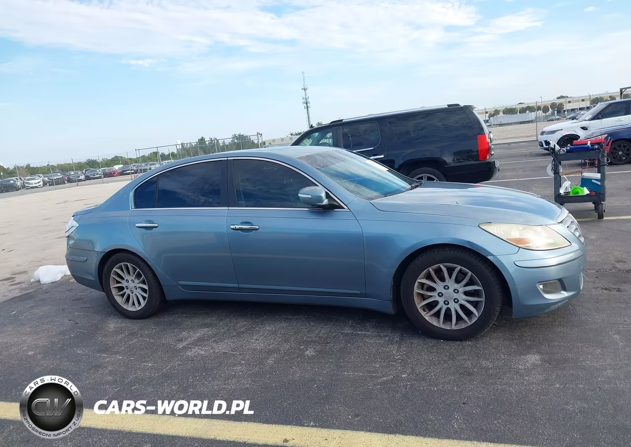 2010 Hyundai Genesis 3.8 VIN:KMHGC4DE4AU101177 - 13
