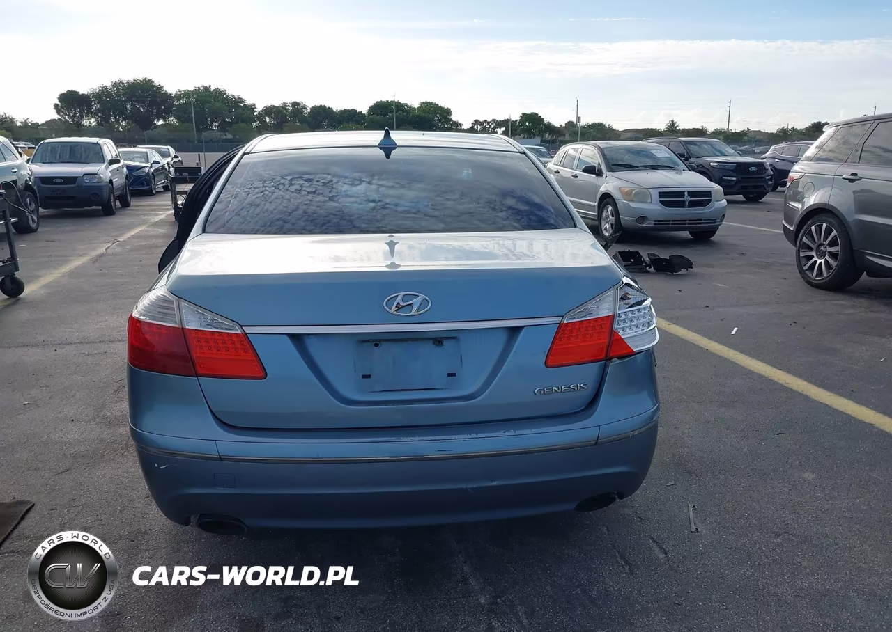 2010 Hyundai Genesis 3.8 VIN:KMHGC4DE4AU101177 - 16