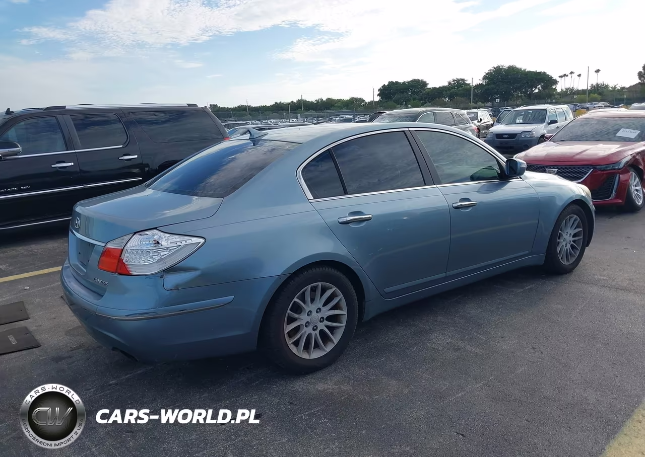 2010 Hyundai Genesis 3.8 VIN:KMHGC4DE4AU101177 - 4