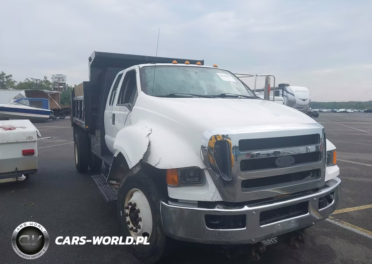 2015 Ford F-750 Xl-Xlt – zdjęcie 1 z 18